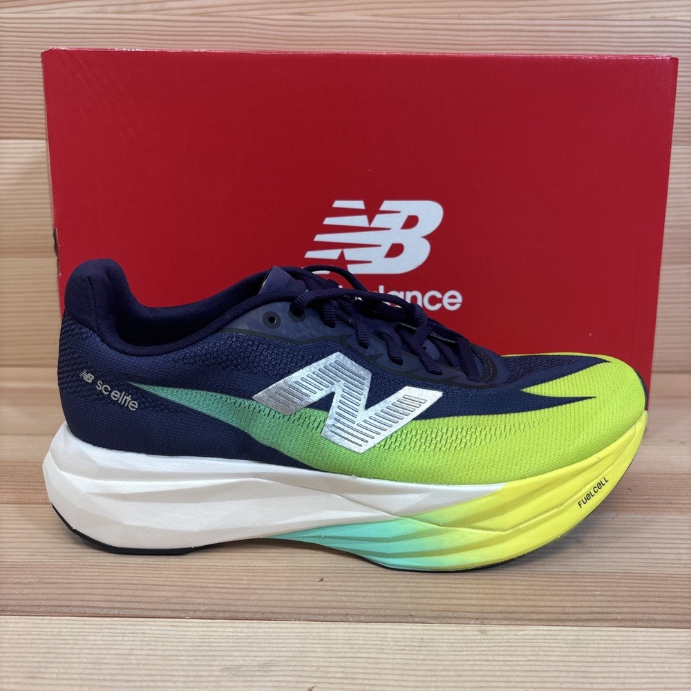New Balance Women's 8 FuelCell SuperComp Elite V5 Carbon Running Shoes WRCEL7UH